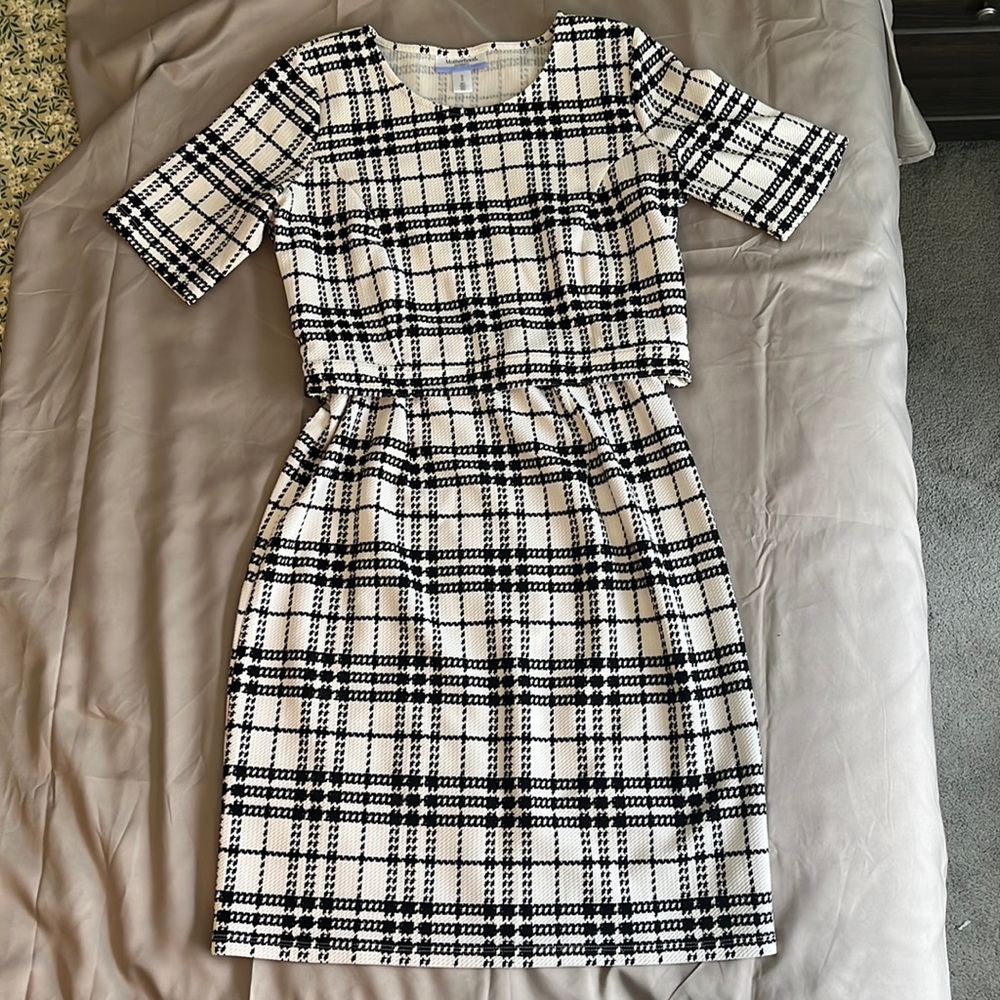 Motherhood Maternity Maternity and Nursing Dress size M Medium